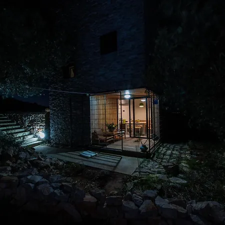 別荘 Villa Sun House With Rooftop Jacuzzi & Sea View - Happy Rentals Dragove